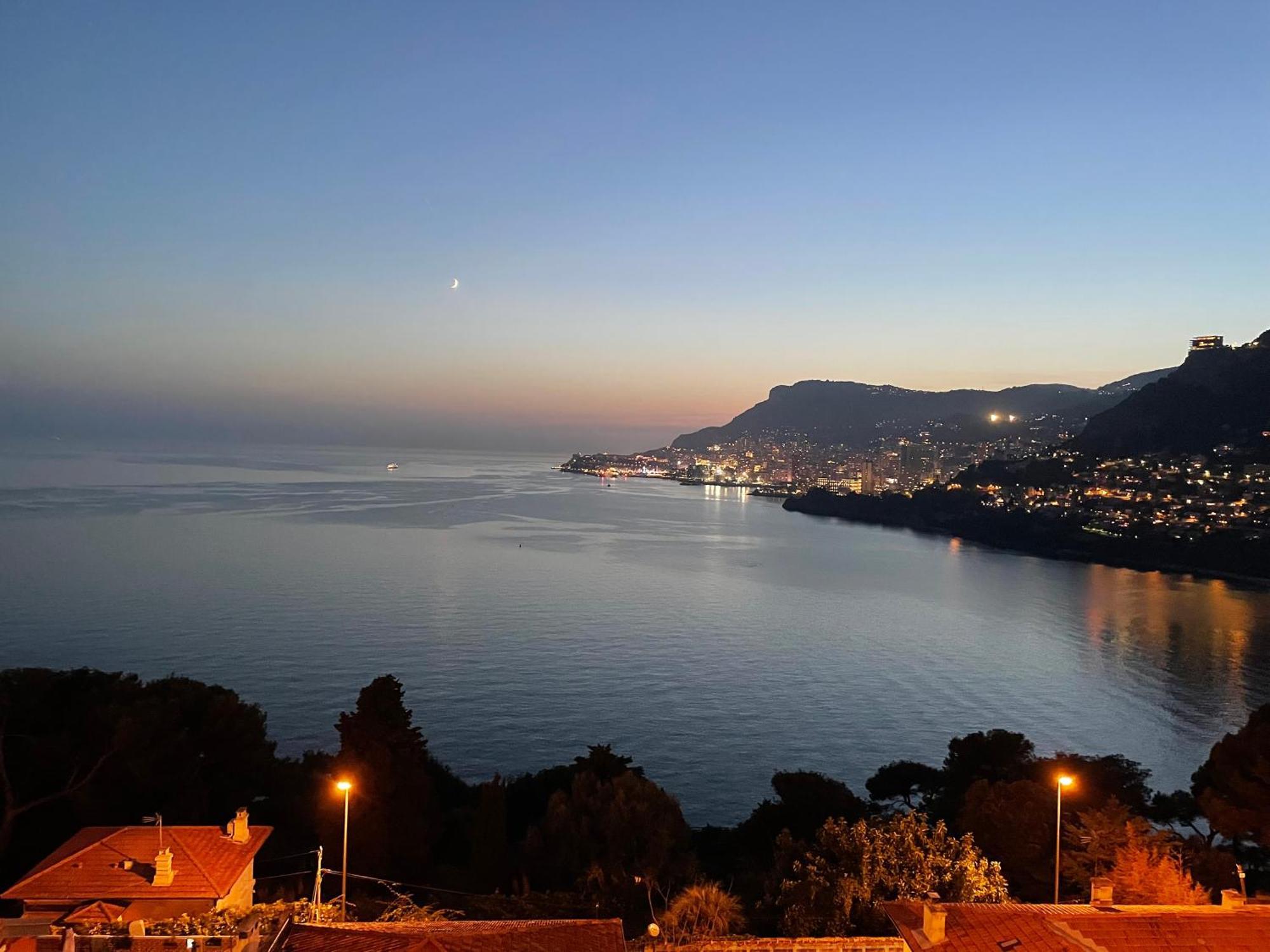 Aux Portes De Monaco Superbe T3 Vue Mer Рокебрюн — Кап-Мартен Экстерьер фото